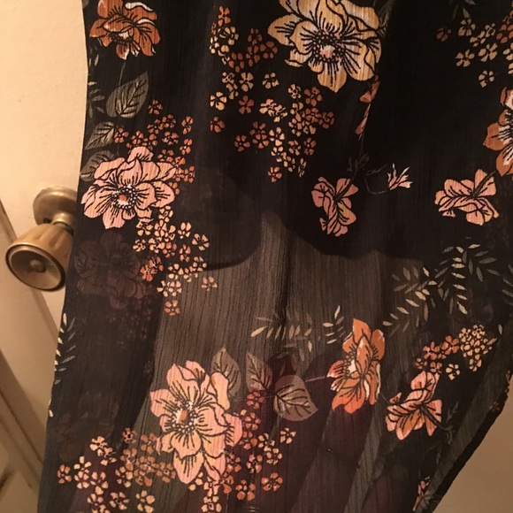 Tank Top - Picture 4 of 5